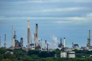 Rafinăria de petrol Volgograd şi-a suspendat activitatea după un atac cu drone ucrainene
